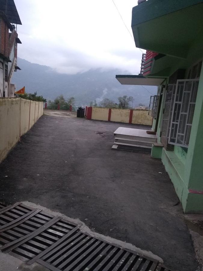 Hotel Mandar Gangtok Bagian luar foto